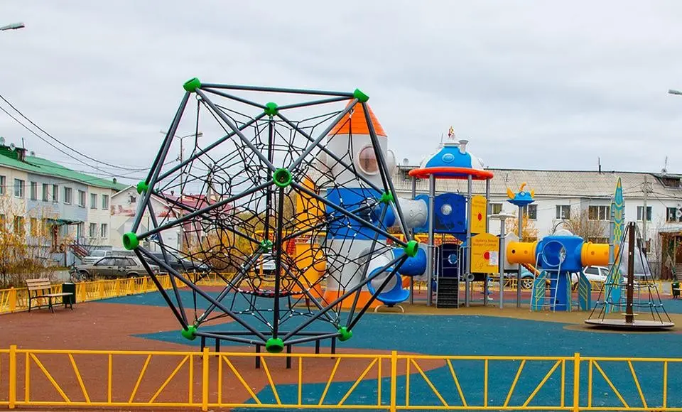 Салехардцы обследуют новые игровые зоны