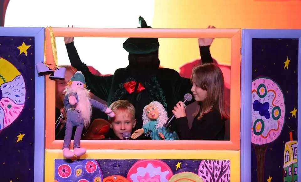 8 салехардских семей рассказали свои «Фамильные сказки»