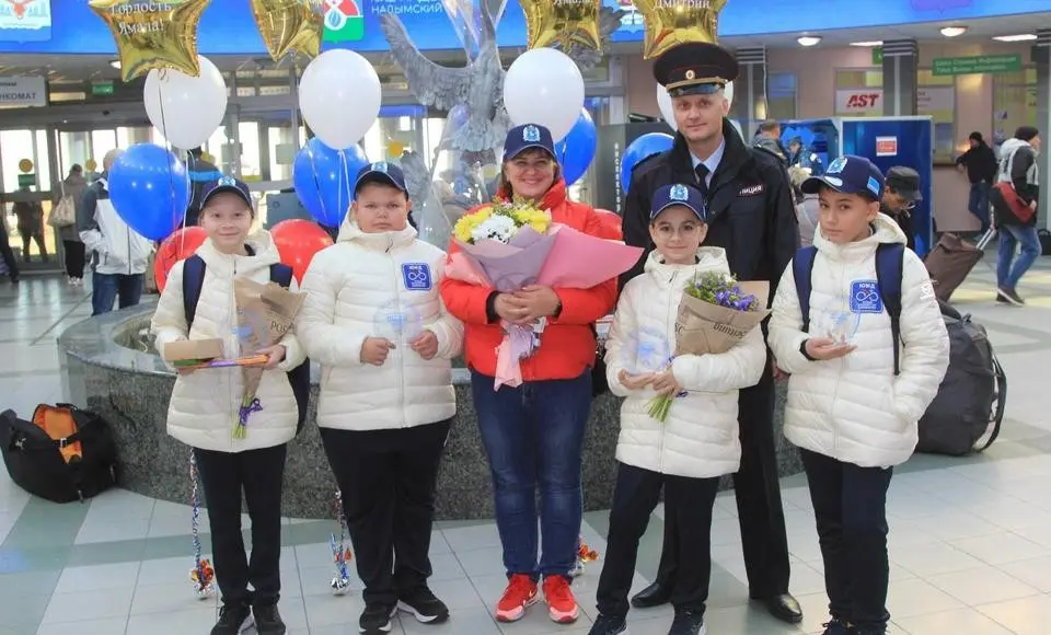 Юные инспекторы Салехарда попали в десятку