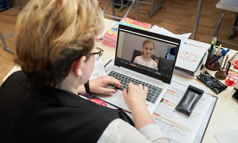 Сферум перезапускает бесплатный онлайн-курс для педагогов