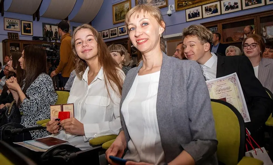 Салехардские выпускники на очередном старте