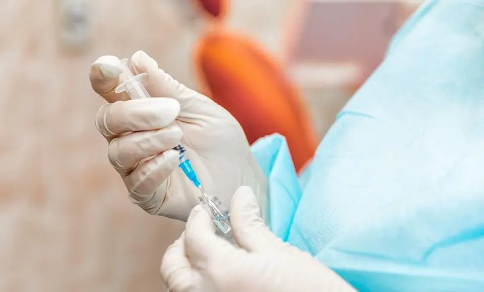 Ямальцев приглашают на вакцинацию