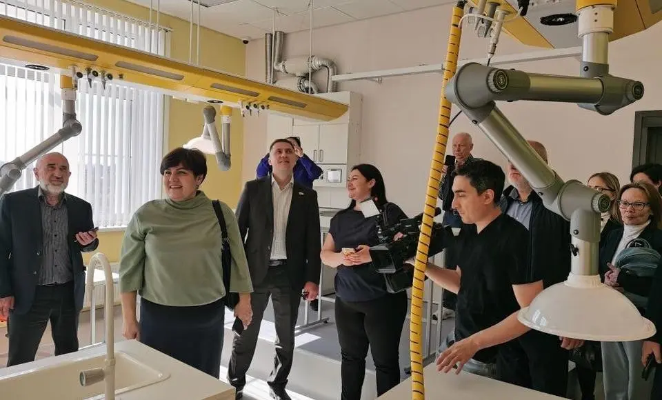 В новой школе взросления. Молодёжное пространство, тематические этажи