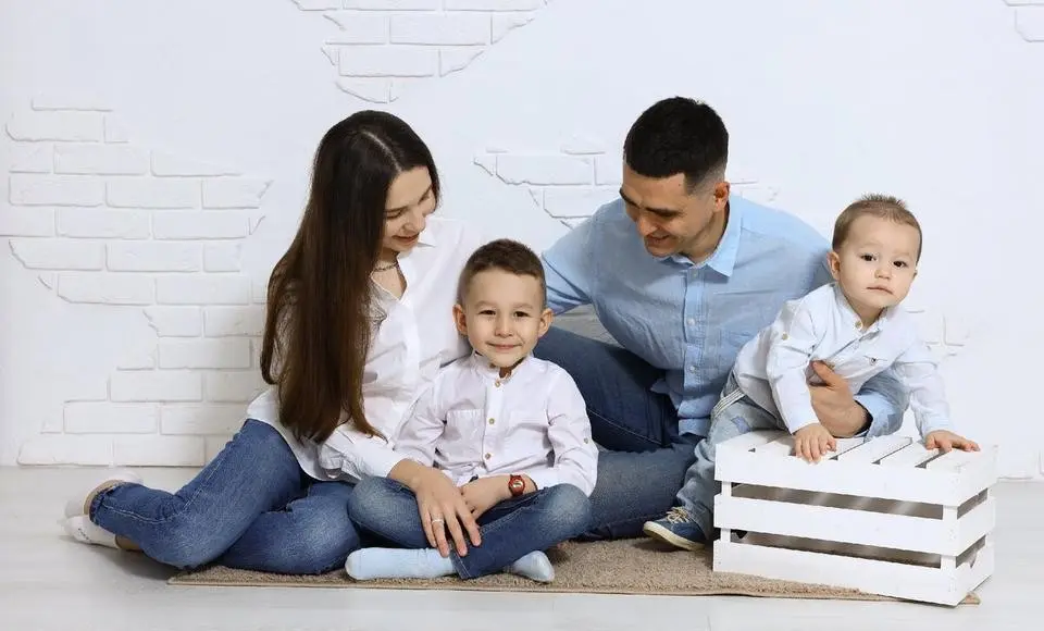 На 1 сентября 2023 года социальный фонд России по ЯНАО назначил единое пособие родителям на 35 981 детей