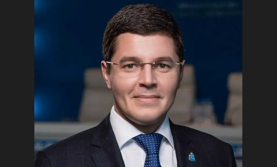 Поздравление губернатора ЯНАО Д.А. Артюхова с Днем работников морского и речного флота