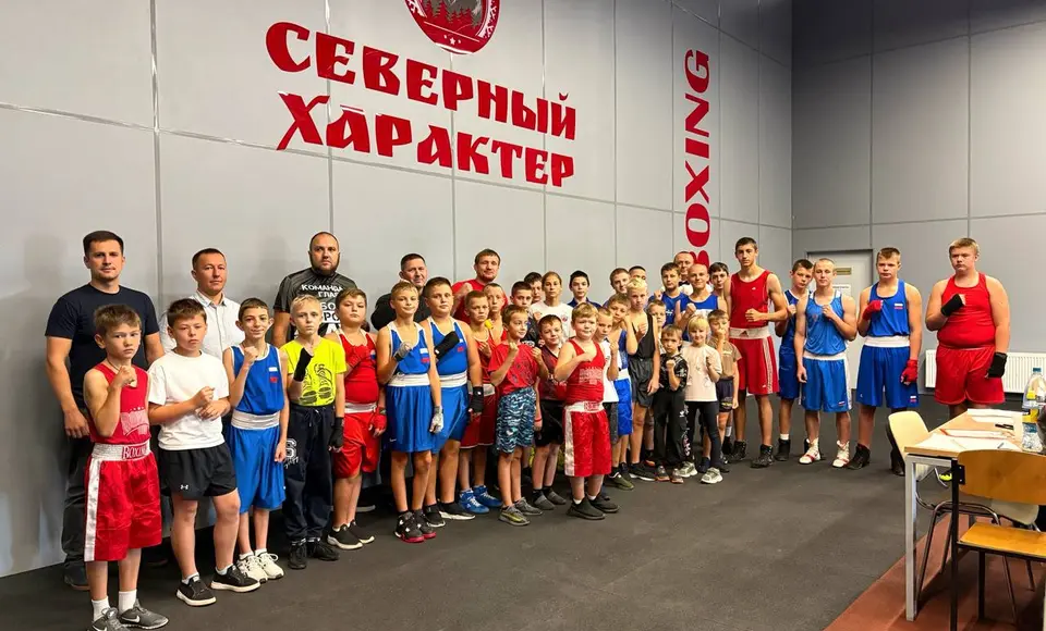 В Волновахе состоялся турнир по боксу, посвящённый годовщине воссоединения новых регионов с Россией