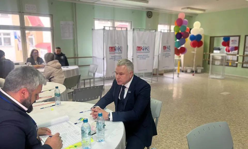 Алексей Денисов отдал голос за кандидатов в Думу города Салехарда