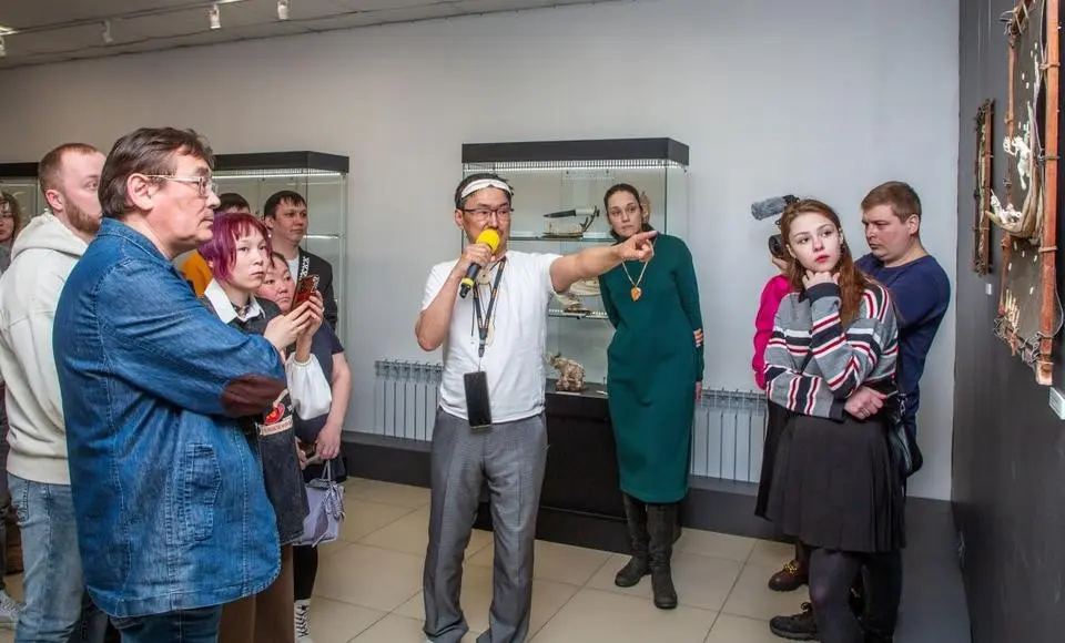 Ямалу от Таймыра. Движение легенд в косторезном искусстве