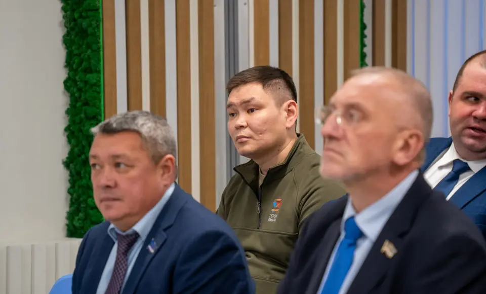 Первая рабочая неделя стажировки "Героев Ямала" в парламенте завершена