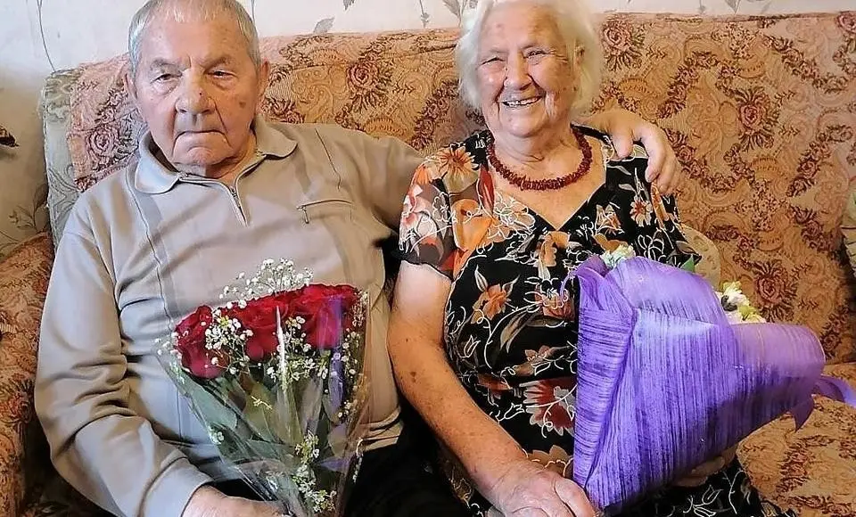 Пять внуков и одиннадцать правнуков. Супруги Кирилловы живут в любви родных и близких