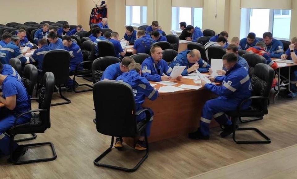 К «Диктанту Победы» на Ямале подключились сотрудники Новопортовского месторождения