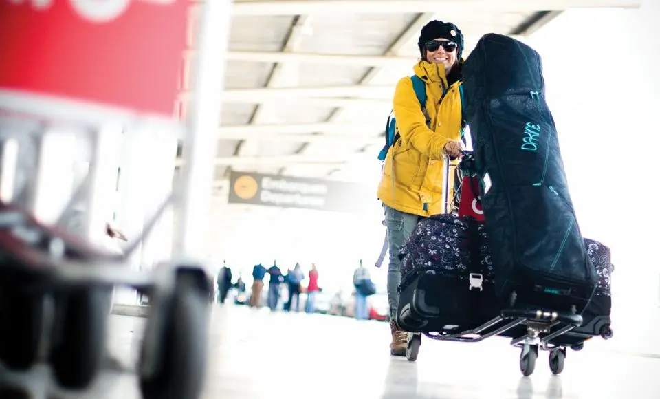 Авиакомпания «Ямал» открывает лыжный сезон