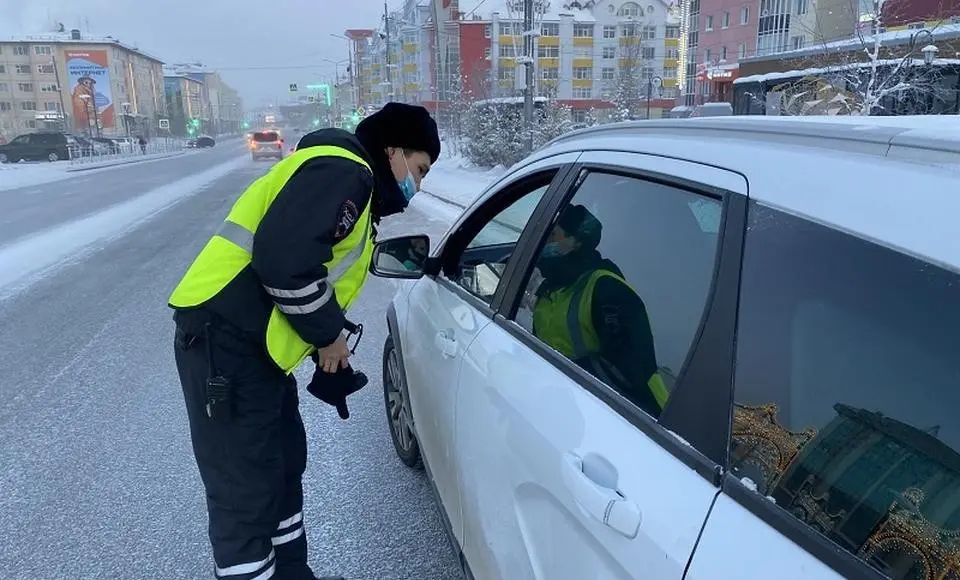На аварийные участки Салехарда вышел патруль инспекторов
