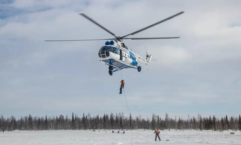 Ямальские спасатели удачно десантировались