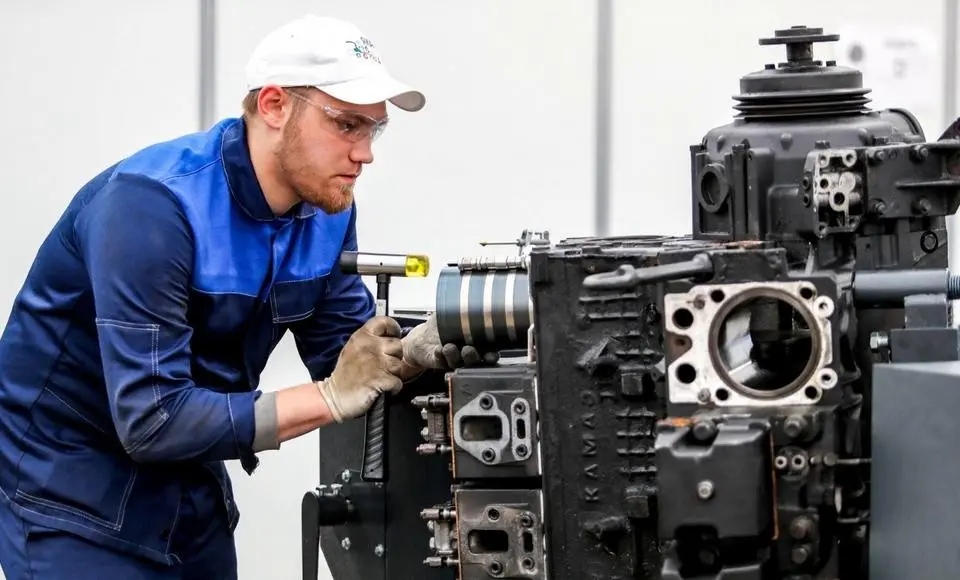 Конкурс в Ямальский многопрофильный колледж составил три человека на место