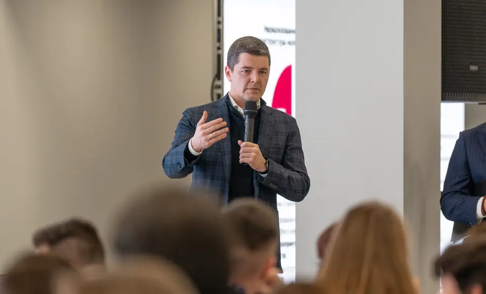 Дмитрий Артюхов провёл в Перми заседание комиссии Госсовета РФ по направлению "Молодёжь и дети"