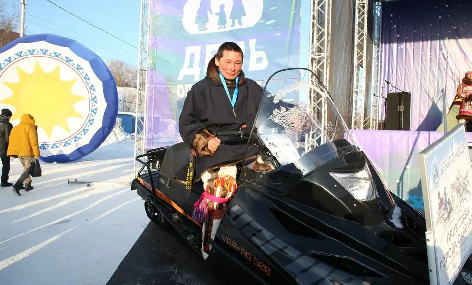 Впервые в окружной столице прошёл забег на охотничьих лыжах