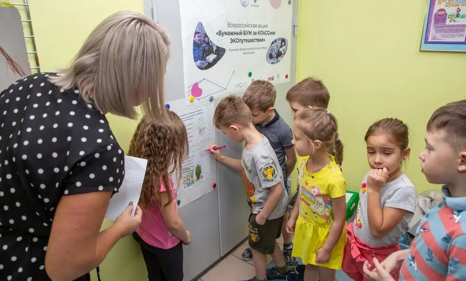 «Бумажный бум» прошел в окружной столице