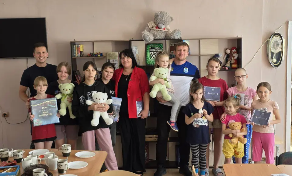 Ямальцы в седьмой раз передали помощь детям из социального центра в Енакиево