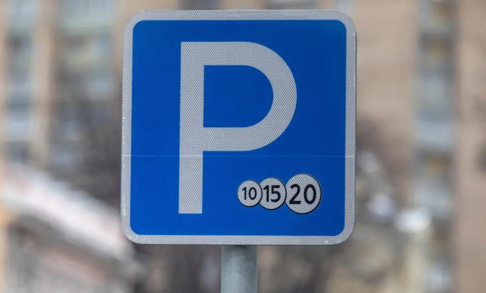 Пять новых парковок появится в Салехарде в следующем году