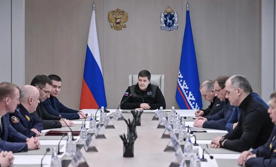 Губернатор Ямала Дмитрий Артюхов провел оперативное заседание комиссии по противодействию терроризму