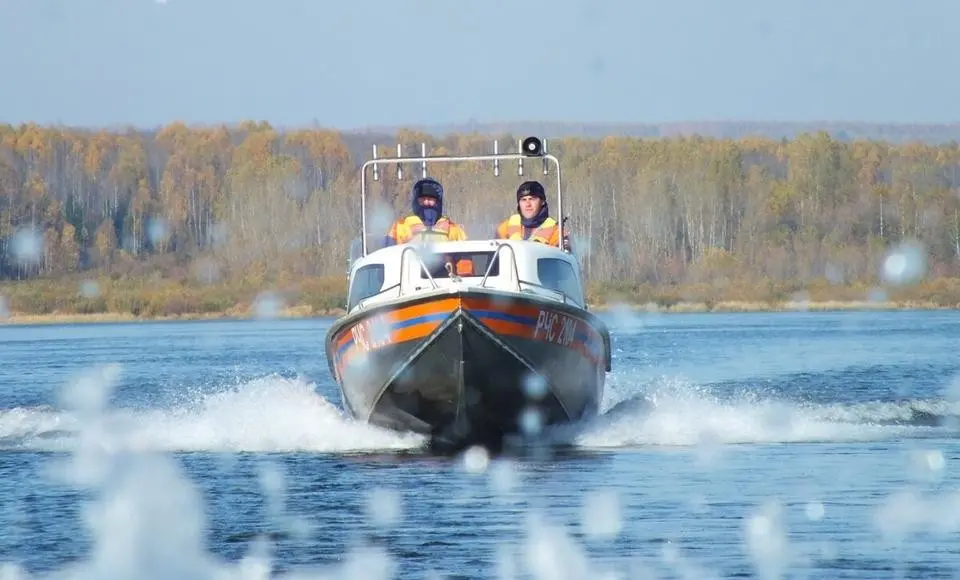 На Ямале введены новые меры безопасности на воде для защиты жизни отдыхающих