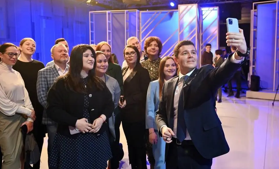 Новых творческих проектов пожелал журналистам Дмитрий Артюхов