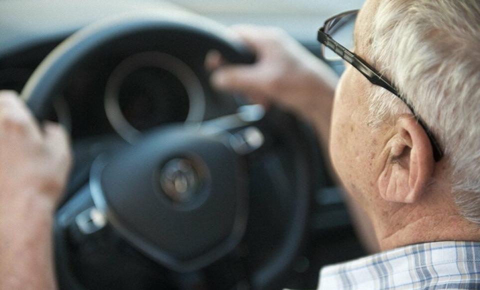 Пенсионеры-северяне получат компенсацию за автопроезд к месту отдыха
