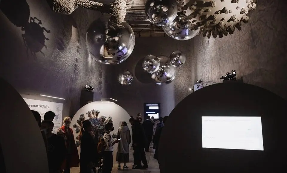 «Люди и вирусы. Борьба за первенство мира» откроется в Шемановского