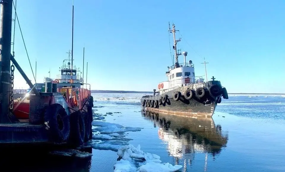 Сегодня на переправе Салехард-Лабытнанги работают пять паромов