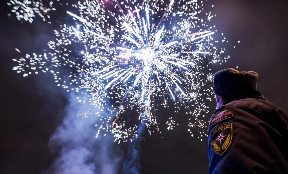 Безопасный фейерверк: в Салехарде организованы специальные площадки