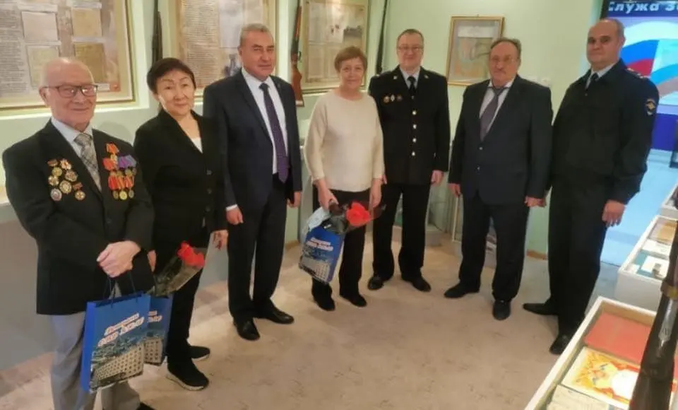 Встреча молодых полицейских с ветеранами МВД