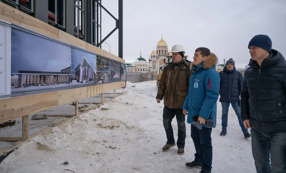 Выходной по-губернаторски. Дмитрий Артюхов и Алексей Титовский осмотрели новые объекты