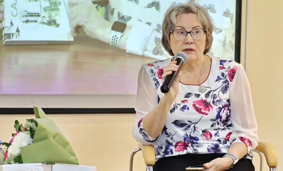 В Национальной библиотеке Ямала презентовали книгу «Салехард. Воспоминания»