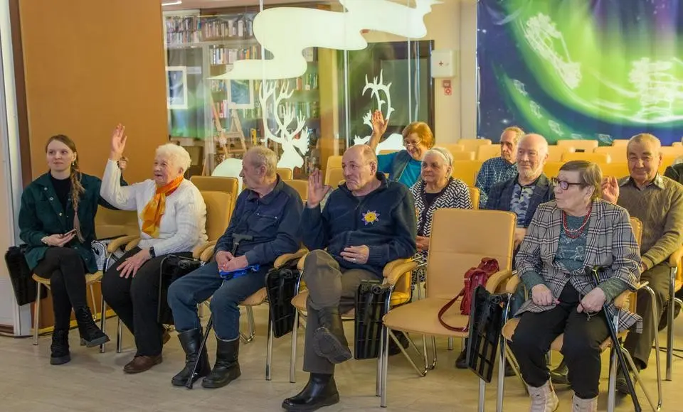 Бабушки в онлайн. Как зайти в интернет и не потерять пенсию