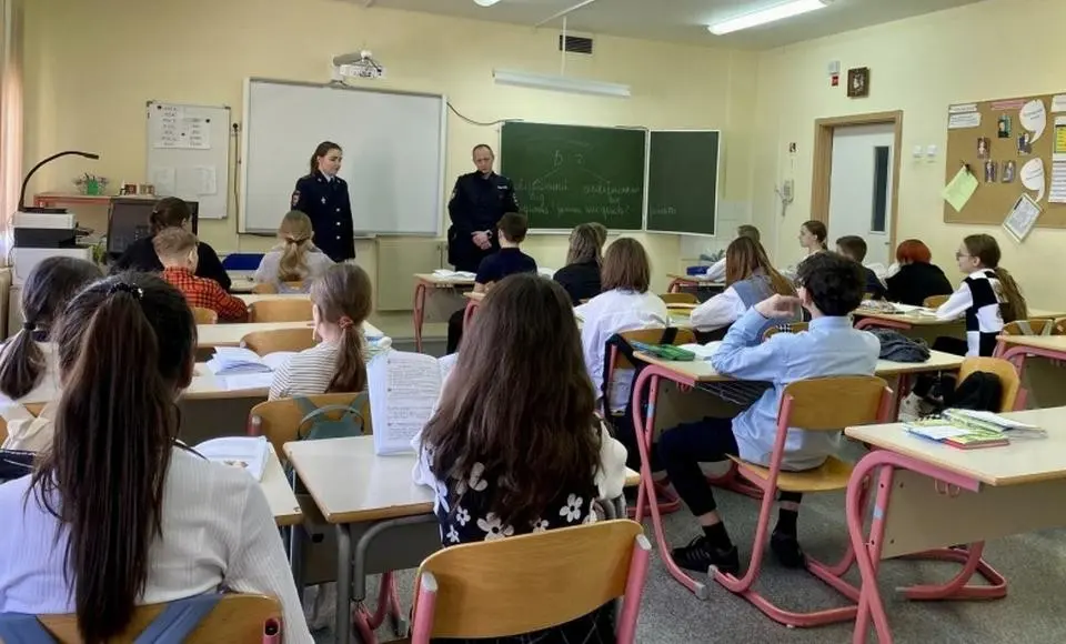 В Салехарде проходят профилактические мероприятия акции «Сообщи, где торгуют смертью»