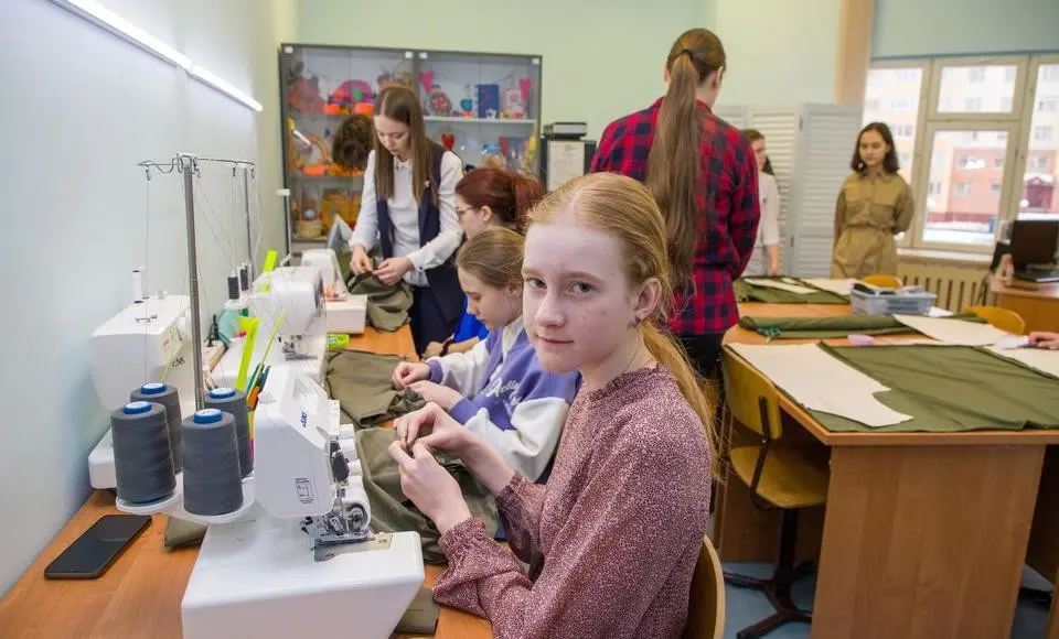 Шьём для наших. Футболки и балаклавы от «Пуговки»