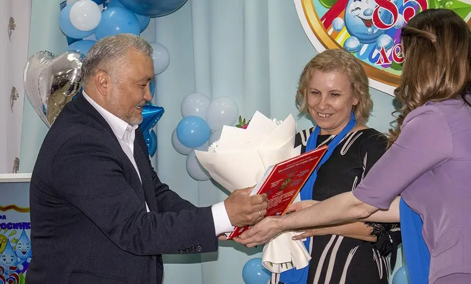 В каплях «Росинки» счастливое детство Один из первых детских садов города отметил 85-летний юбилей