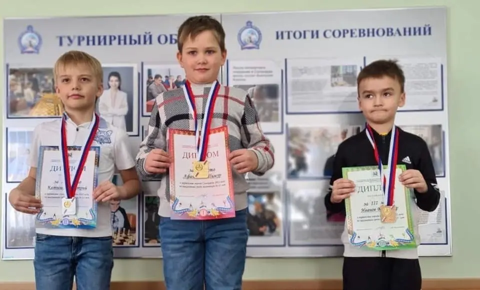 Салехардские шахматисты сыграли по швейцарской системе