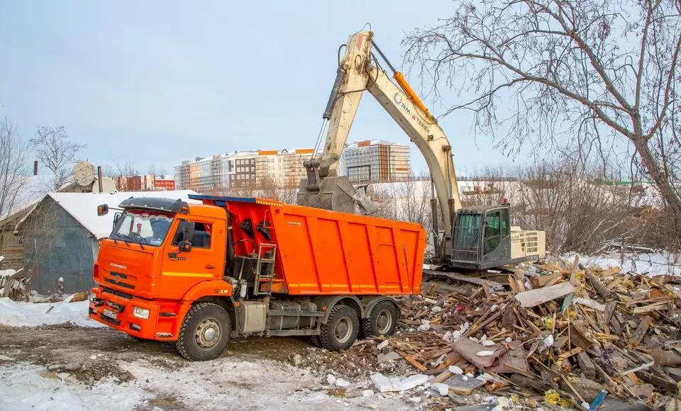 Сторона правая ближе к новостройке. Одна из старых улиц города вскоре преобразится