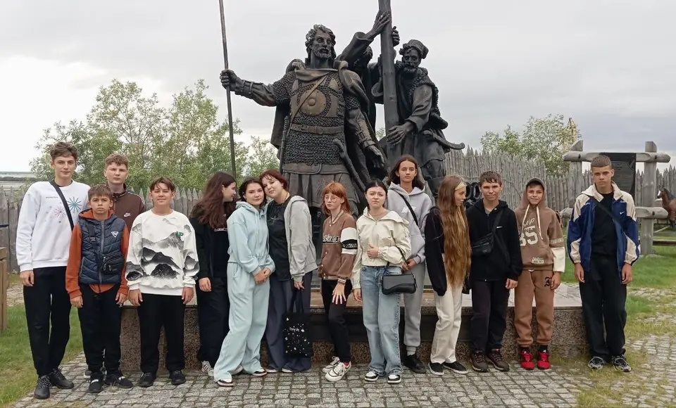 Многому научились. И познакомились с Ямалом