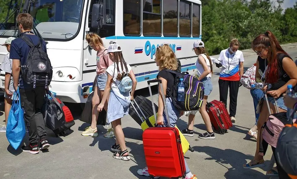 «Единая Россия» предложила разработать программу по восстановлению детских лагерей