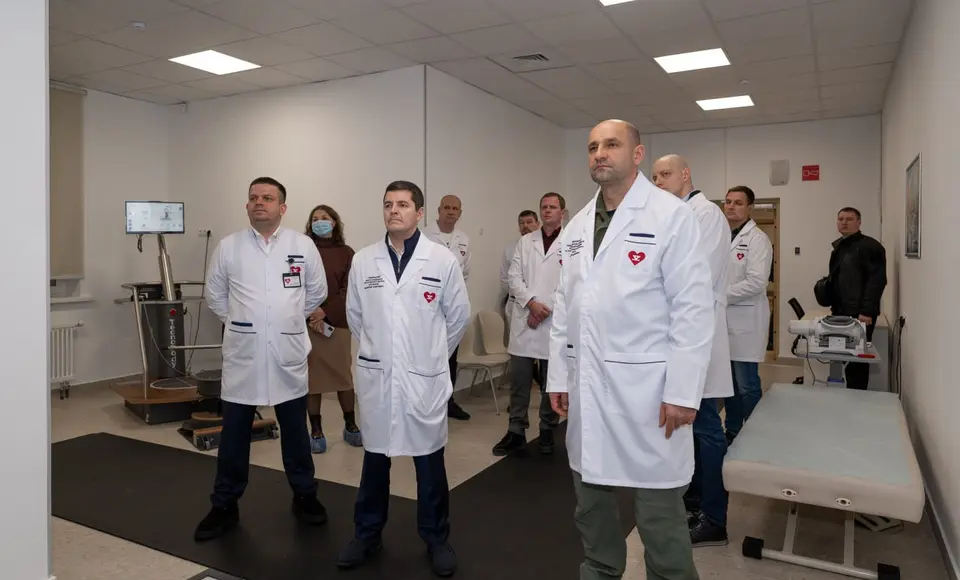 Дмитрий Артюхов и Артем Жога посетили Уренгойское месторождение и отделение реабилитации в Новом Уренгое