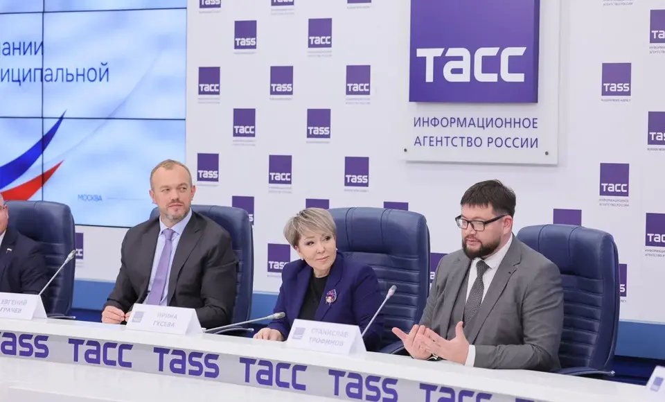 Рекордное число заявок на премию "Служение": более 61 000 участников со всей России