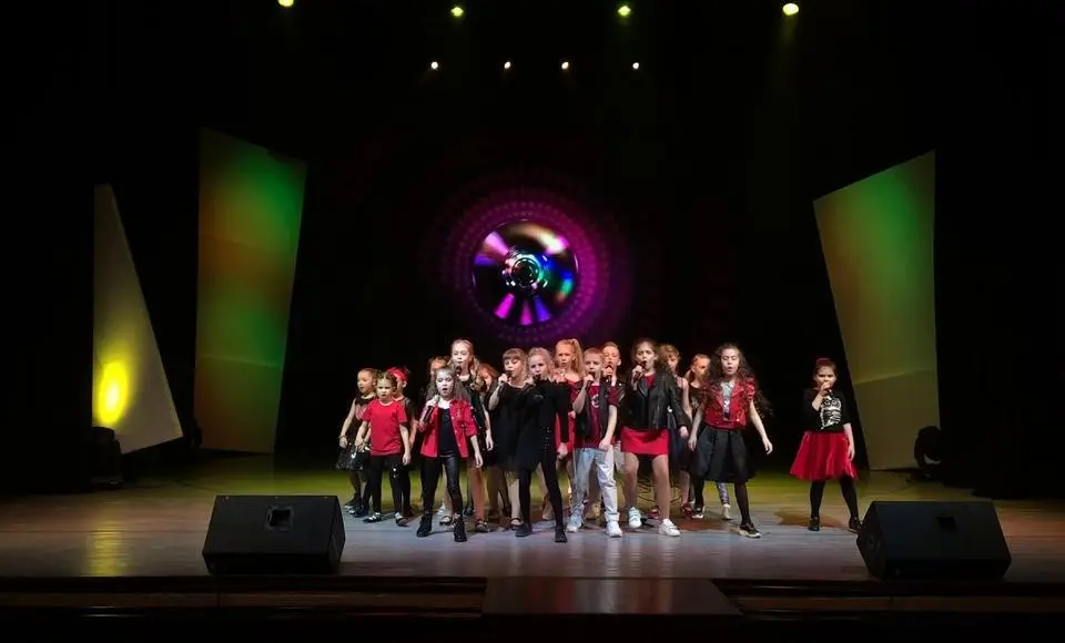 Салехардские таланты в центре внимания: коллективы любительского творчества получили гранты