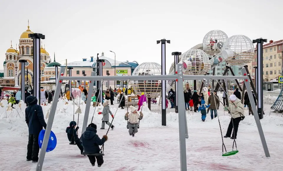 С высоты гнёзд. Ещё один детский комплекс под открытым небом