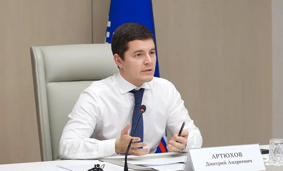 Губернатор Ямала пообщался с мамами особенных детей