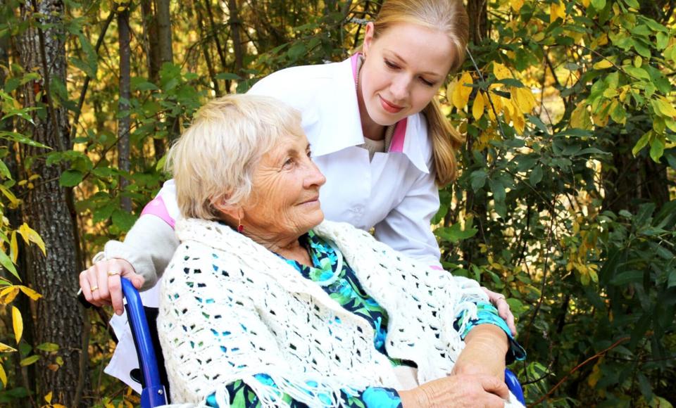 Ямальские пенсионеры могут подать заявку на оздоровление в 2023 году