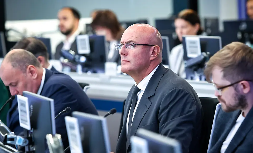 Подготовка к новому учебному году: Чернышенко провёл совещание с регионами