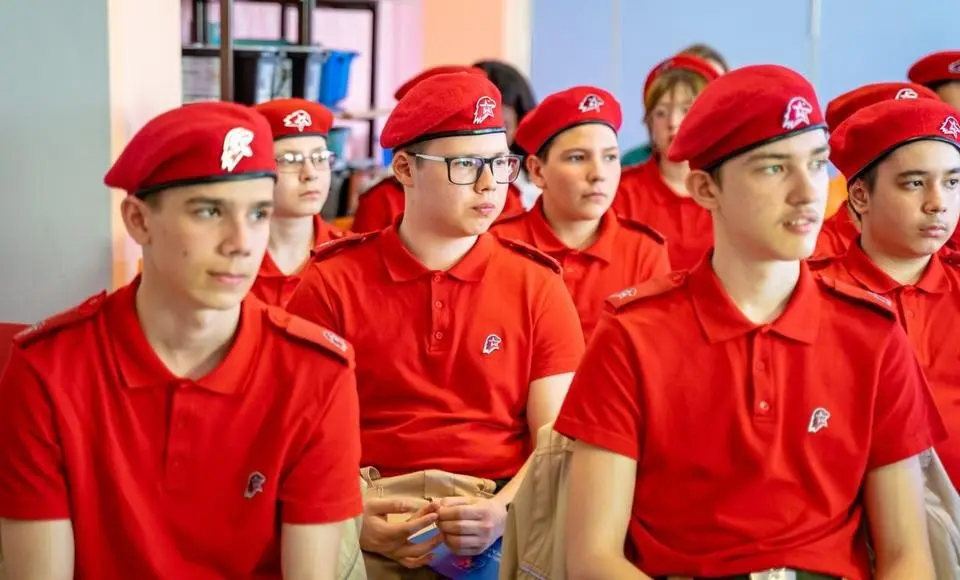 Классам в салехардских школах присвоят имена героев СВО